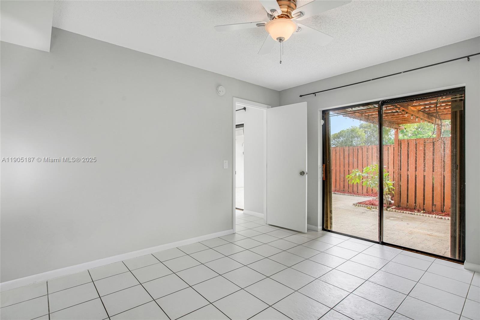 PINE ISLAND RIDGE SECTION - Residential