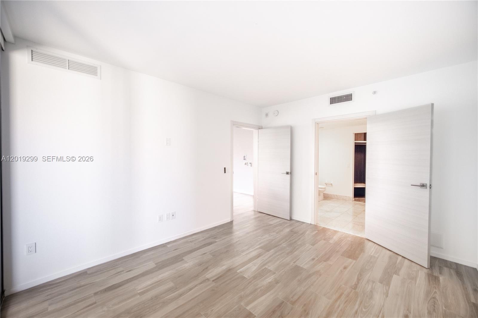 801 SMA RESIDENCES CONDO - Residential