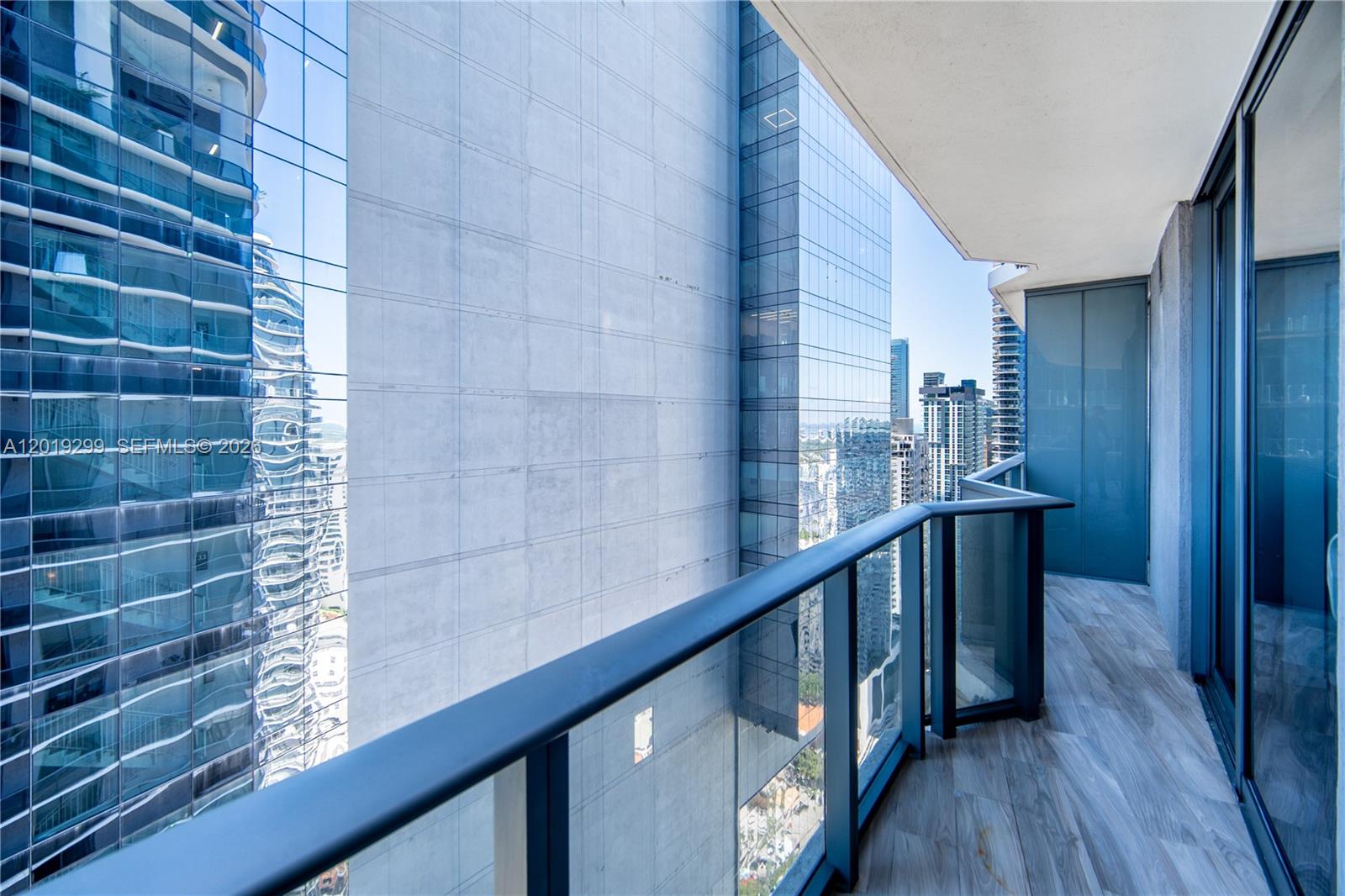 801 SMA RESIDENCES CONDO - Residential