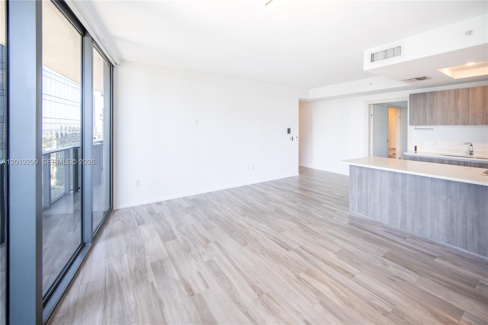 801 SMA RESIDENCES CONDO - Residential