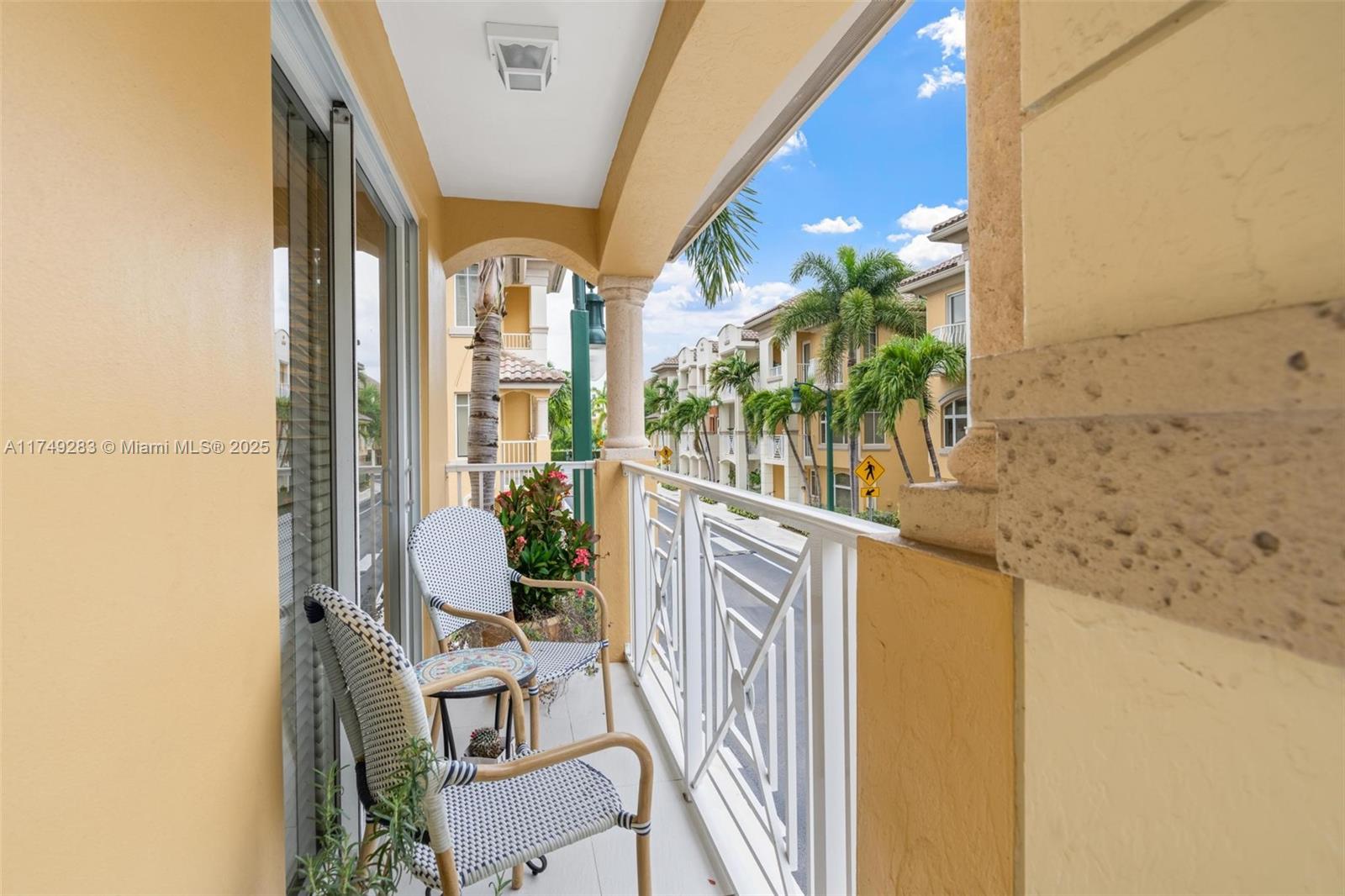 MERCO AT AVENTURA - Residential