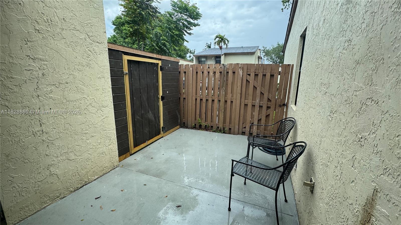 GREENGLADES CONDO 12 - Residential Lease