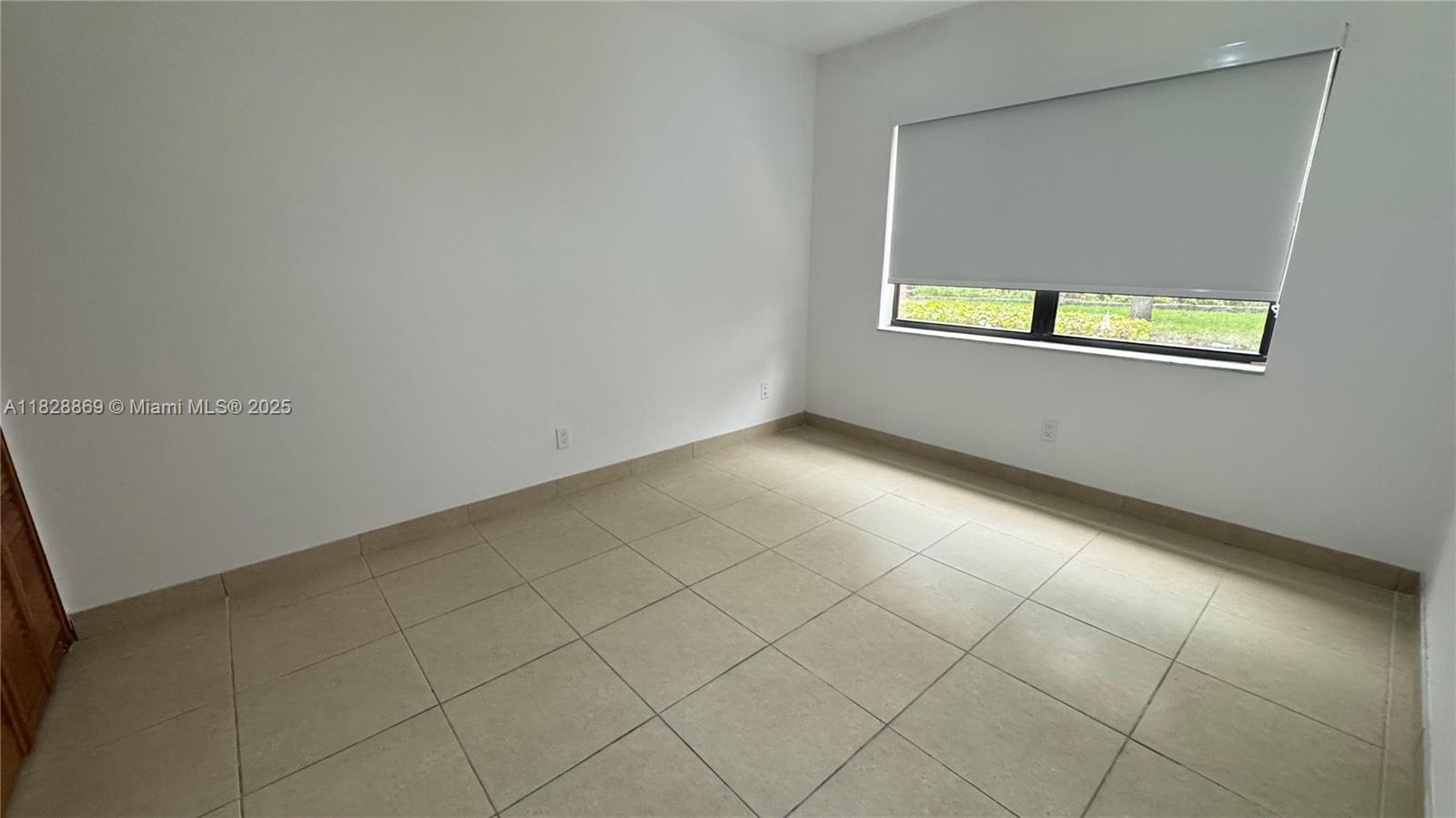 GREENGLADES CONDO 12 - Residential Lease