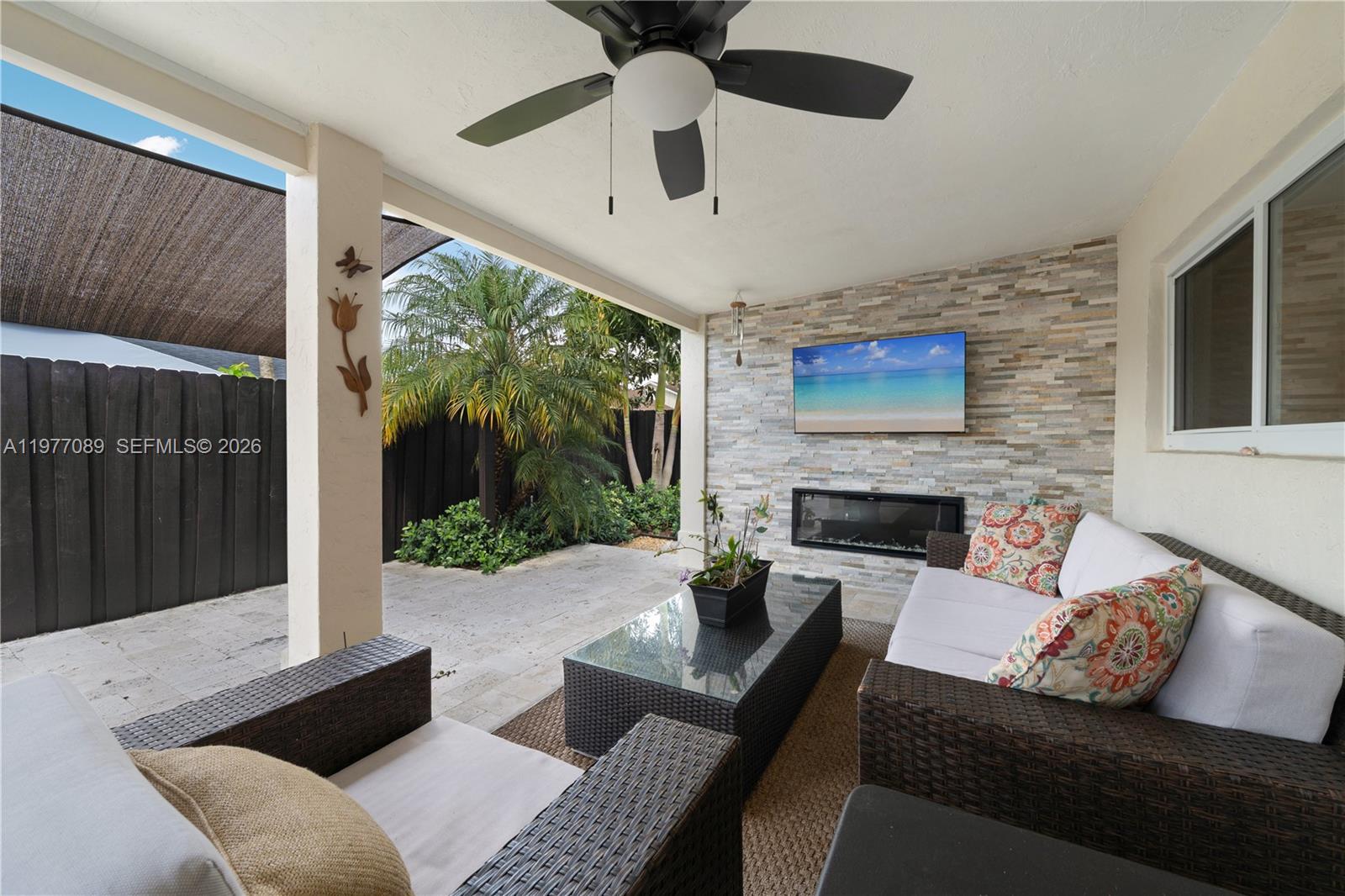 EDGEWATER PARK - Residential