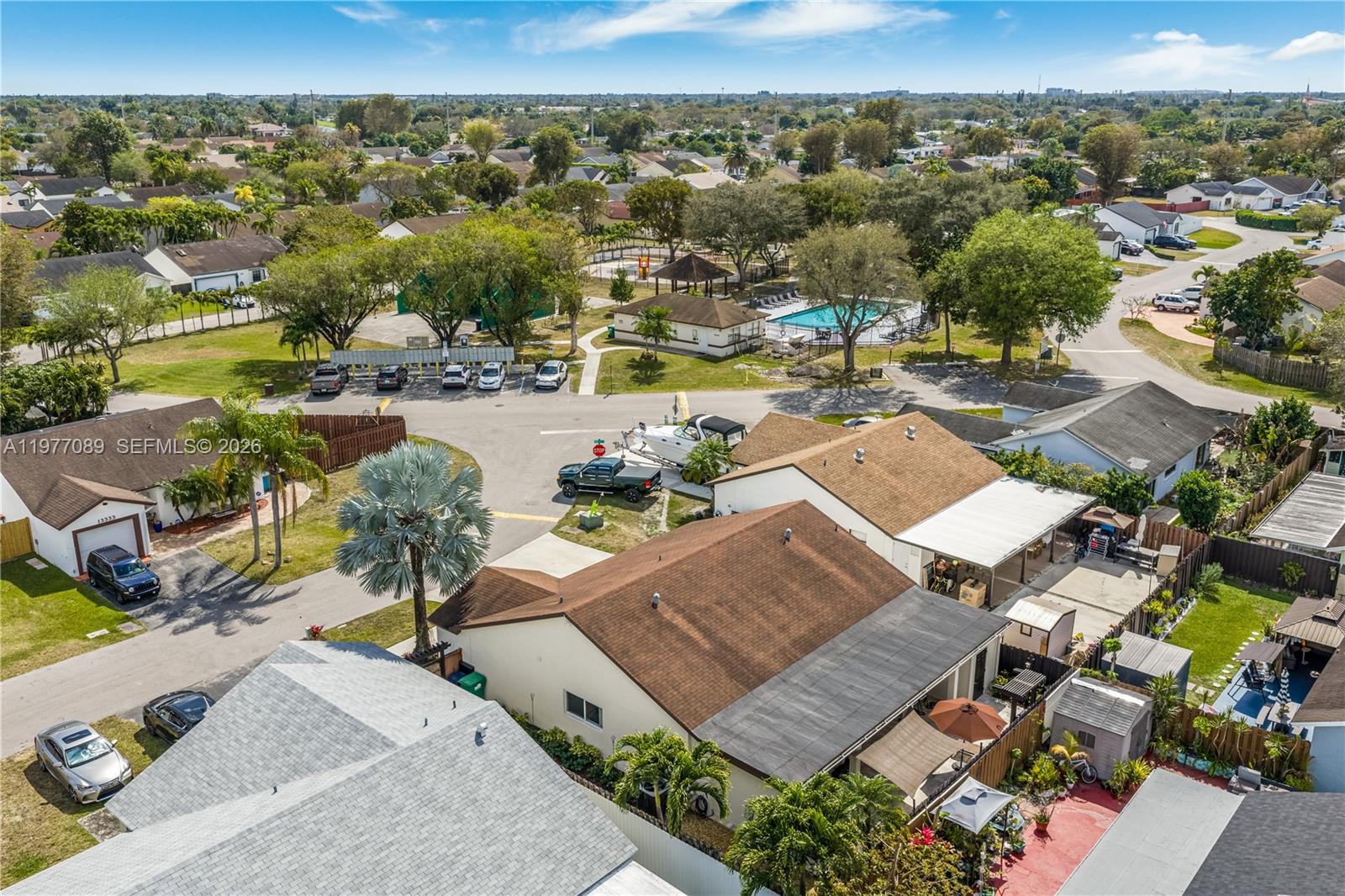 EDGEWATER PARK - Residential