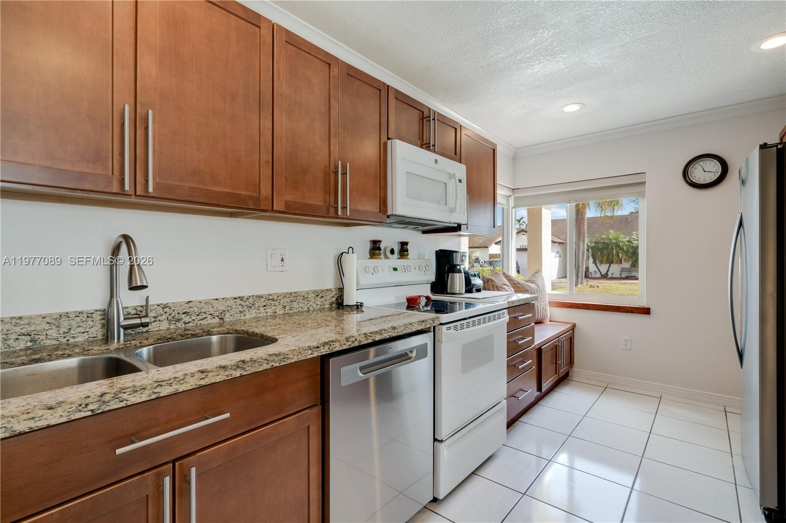 EDGEWATER PARK - Residential