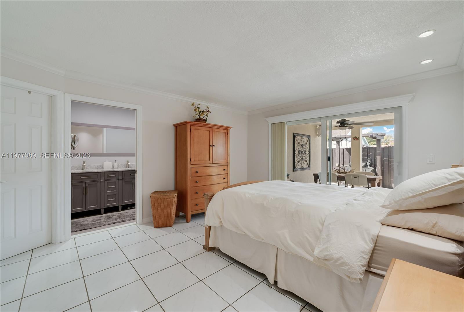 EDGEWATER PARK - Residential