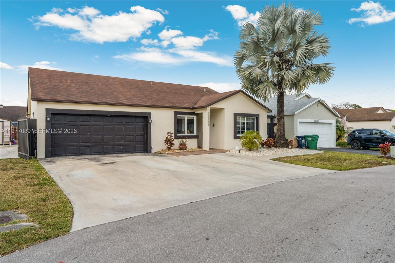 EDGEWATER PARK - Residential