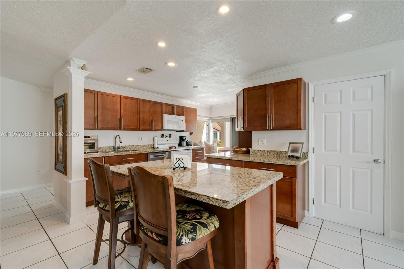 EDGEWATER PARK - Residential