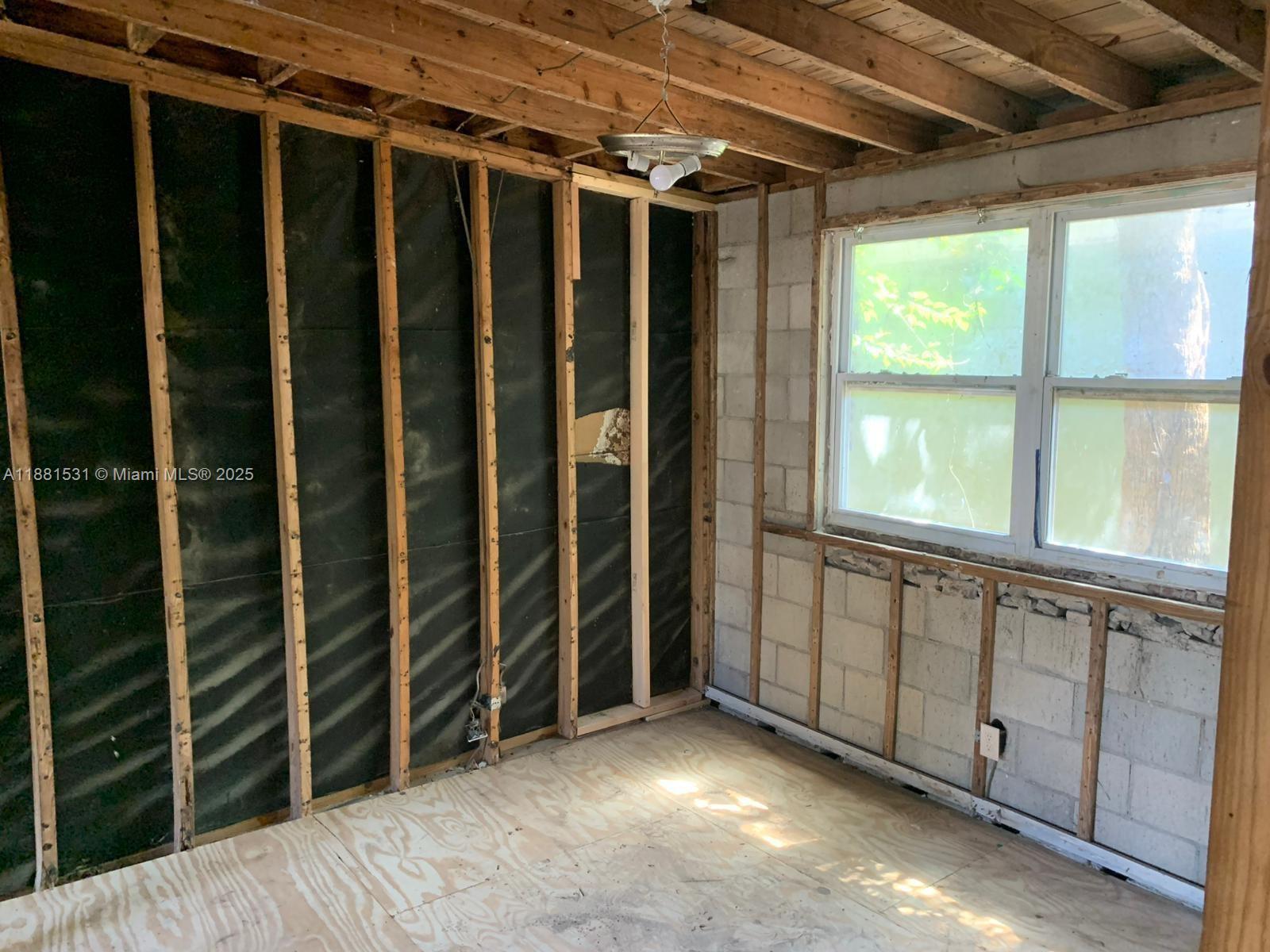 BARNETTS S/D - Residential Income