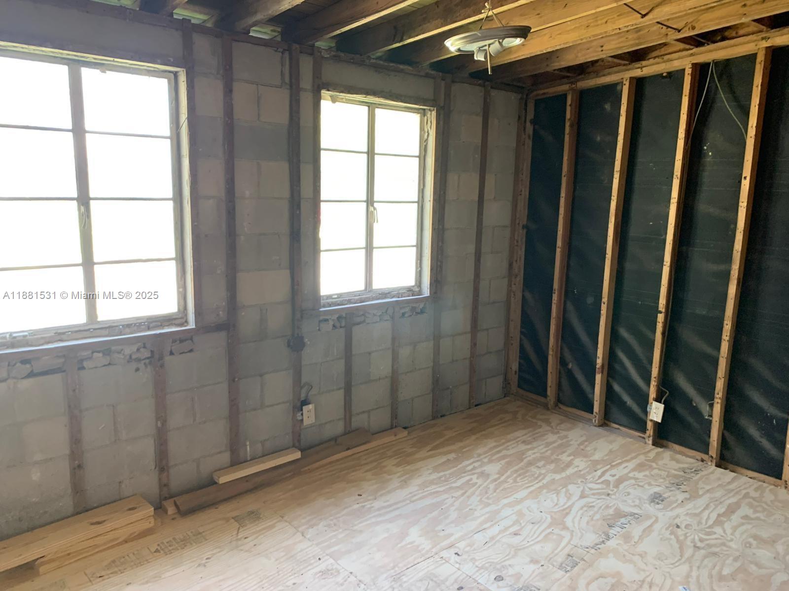 BARNETTS S/D - Residential Income