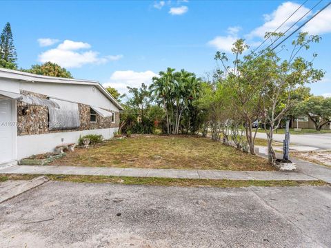 4331 SW 31st Dr West Park FL 33023