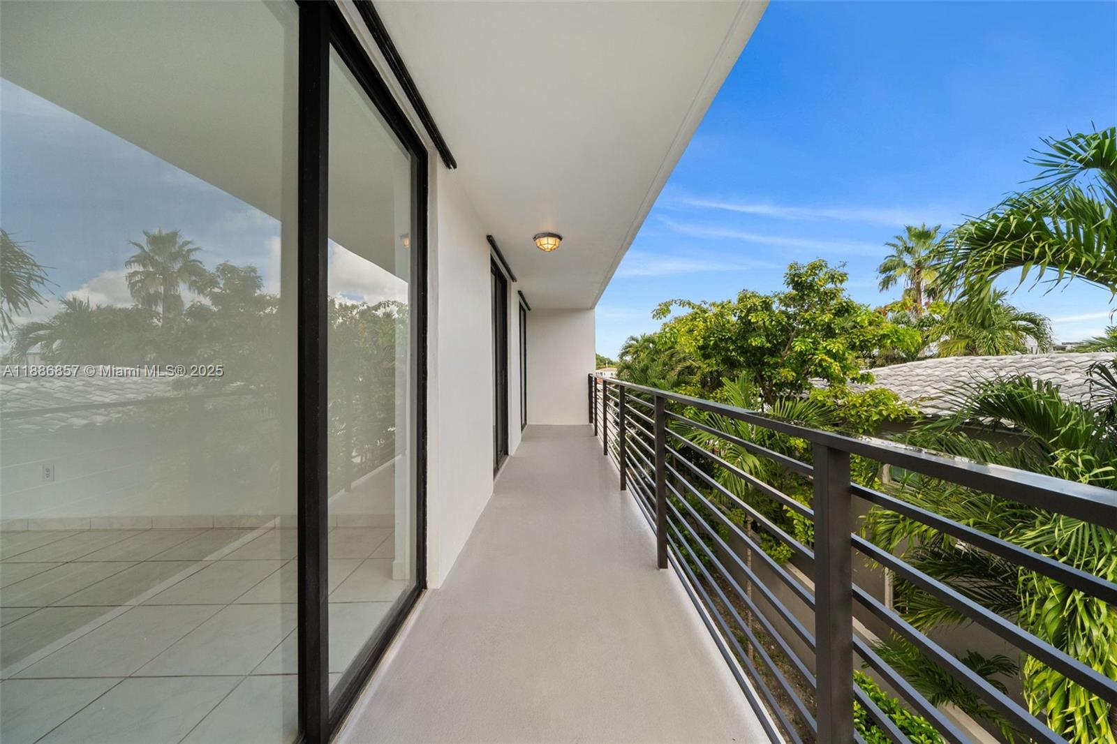 BYRON MARINA CONDO - Residential