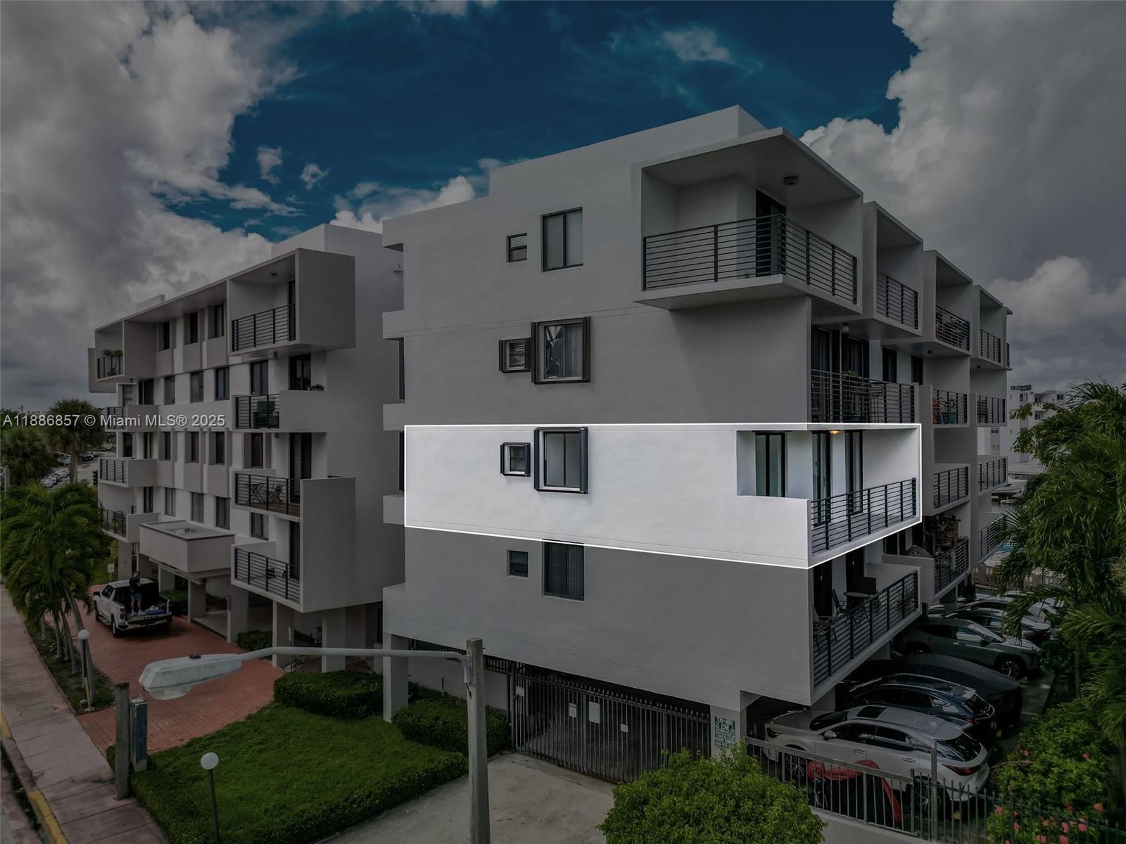 BYRON MARINA CONDO - Residential