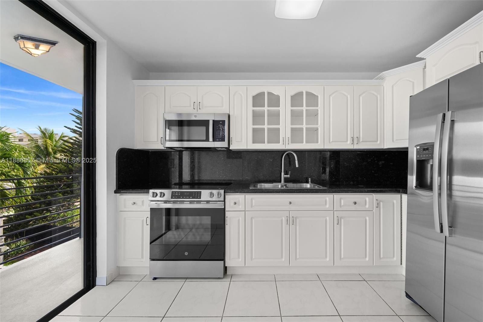 BYRON MARINA CONDO - Residential