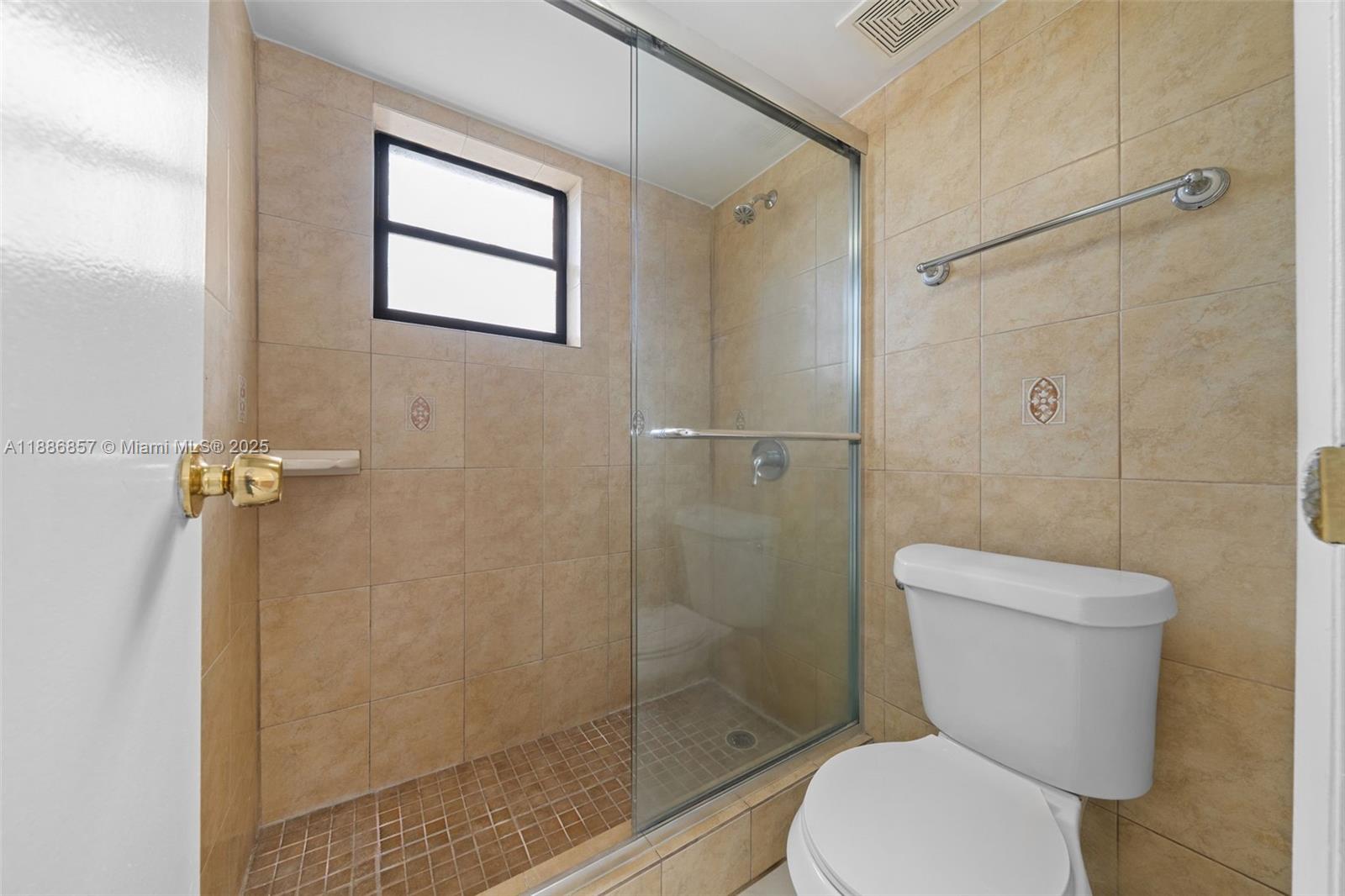 BYRON MARINA CONDO - Residential