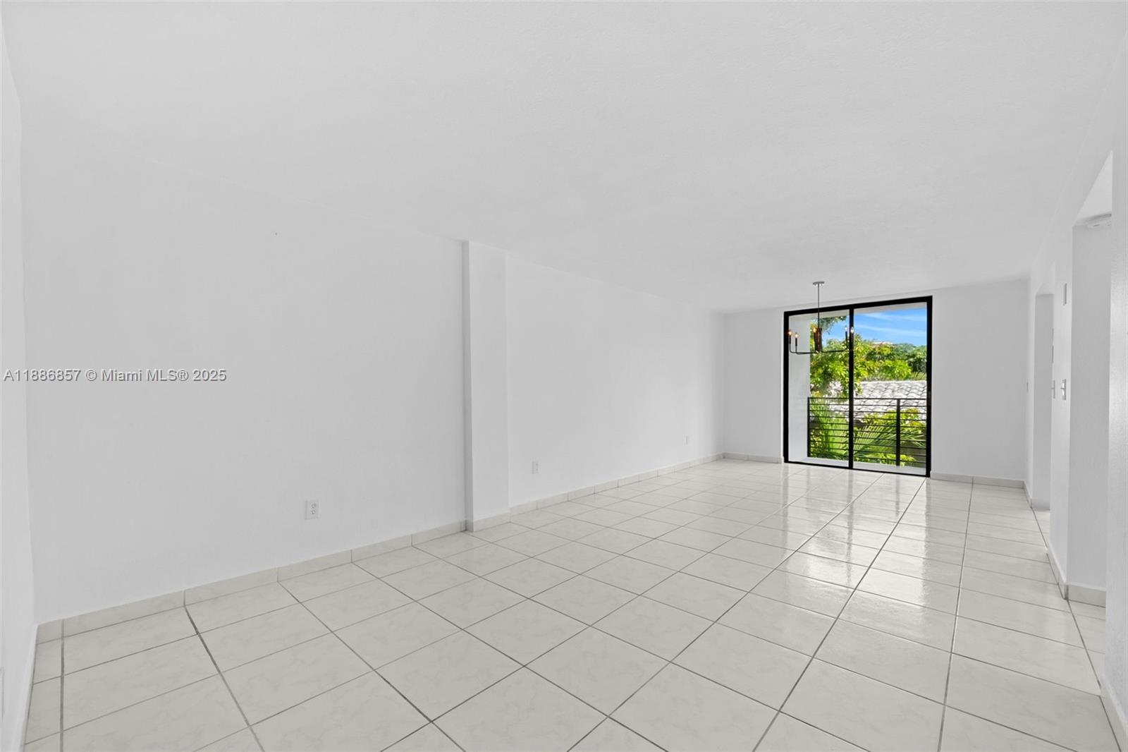 8100 Byron Ave 308