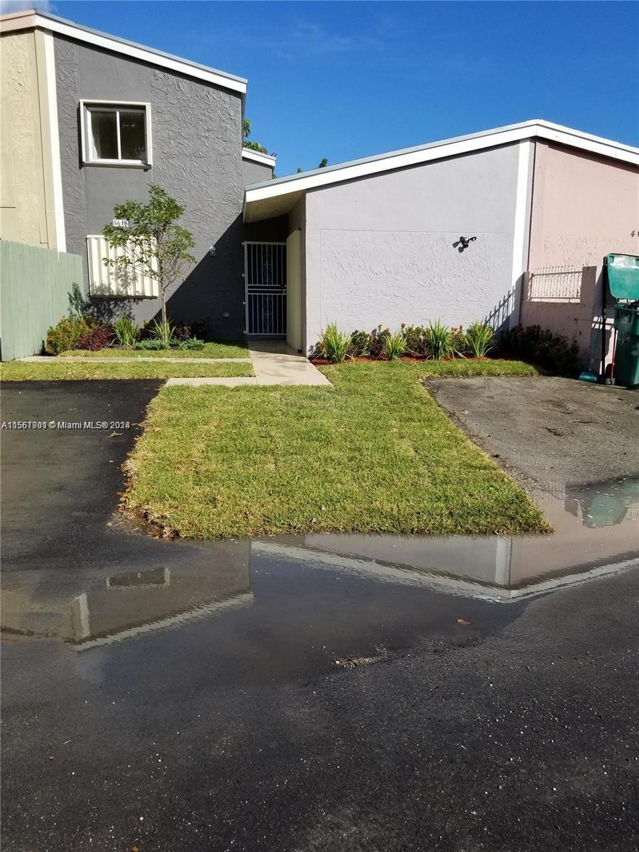 Property for Sale at 4618 Nw 185th St, Miami Gardens, Broward County, Florida - Bedrooms: 4 
Bathrooms: 2  - $378,000