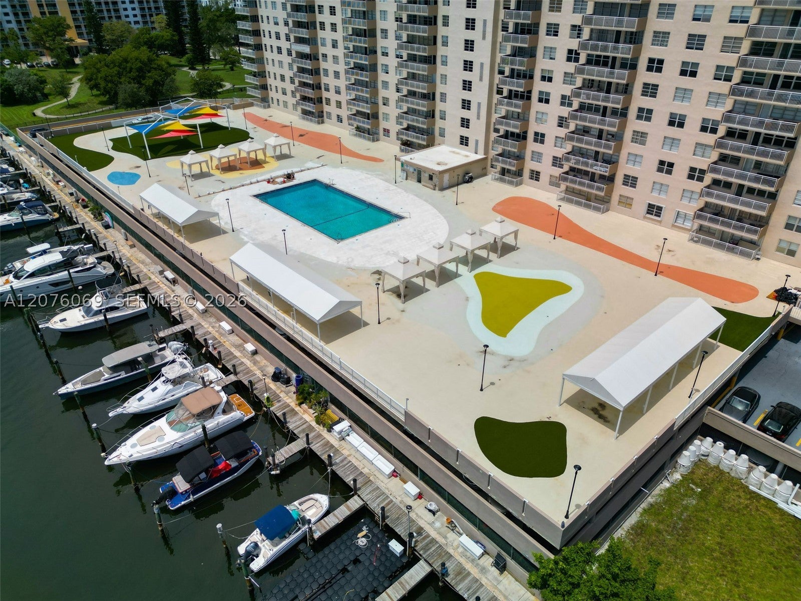 250 174th St 2304