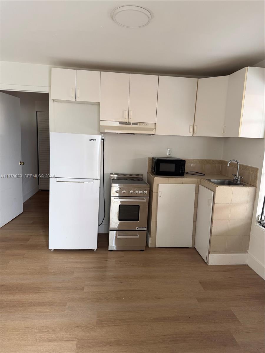 CORAL WAY HOMESITES - Residential Lease