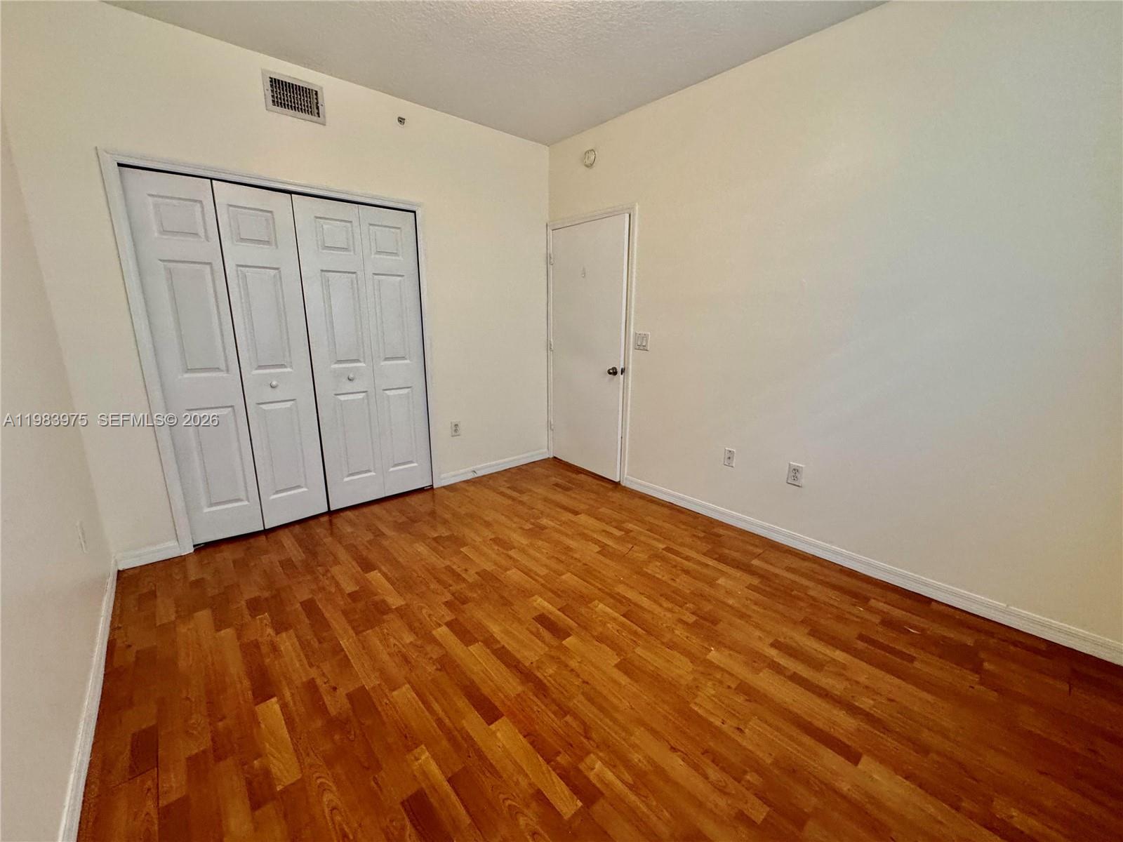 THE COURTS AT DORAL ISLES - Residential Lease