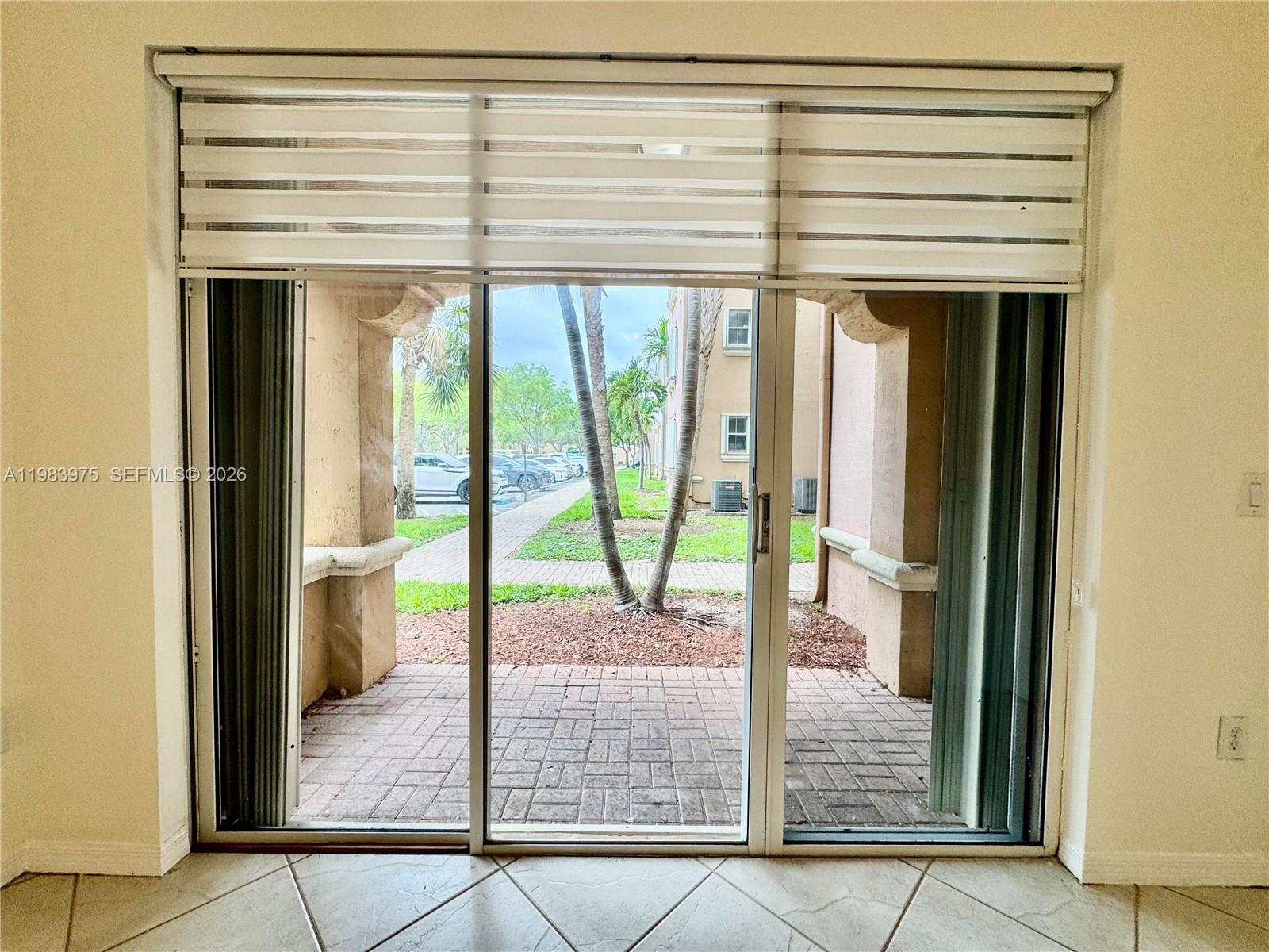 THE COURTS AT DORAL ISLES - Residential Lease