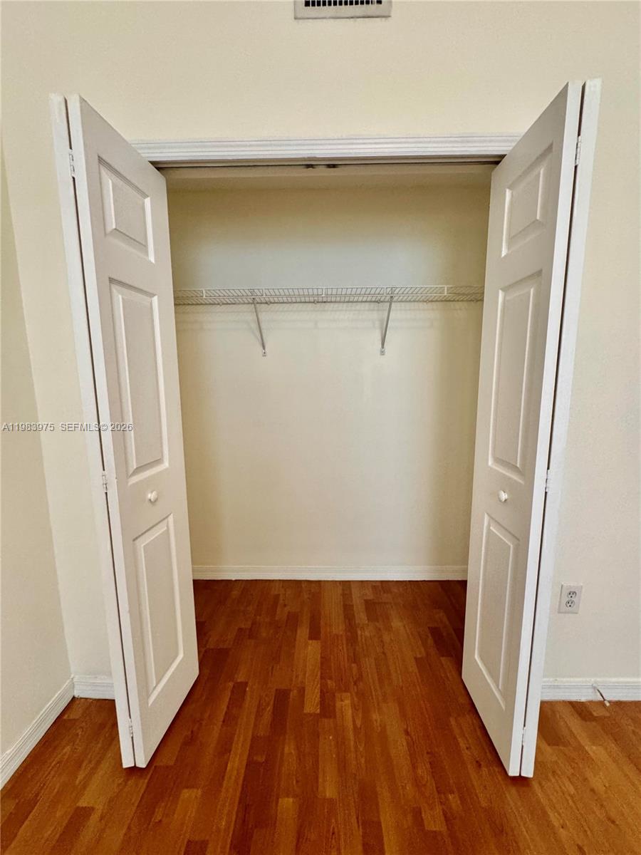 THE COURTS AT DORAL ISLES - Residential Lease