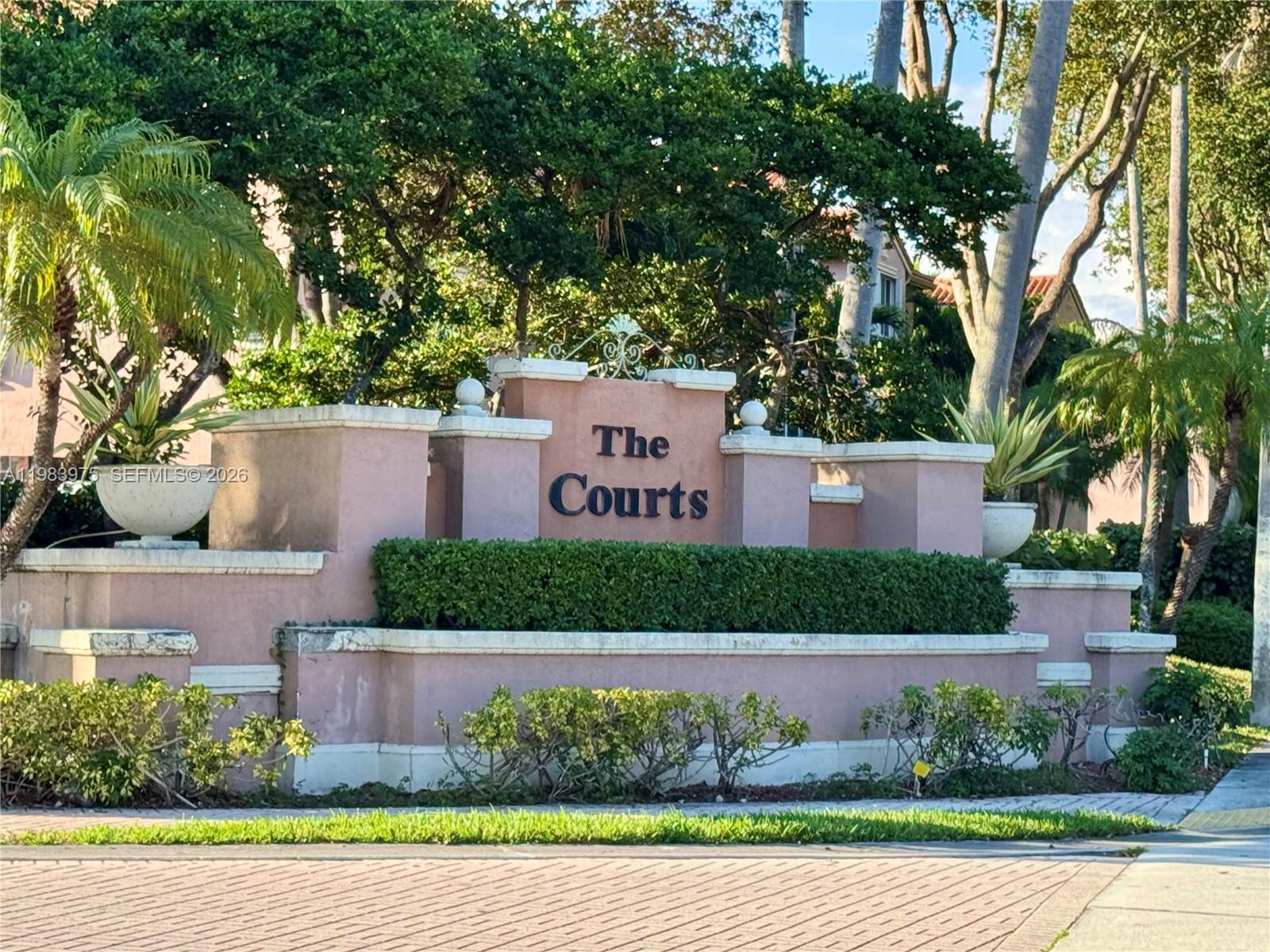 THE COURTS AT DORAL ISLES - Residential Lease