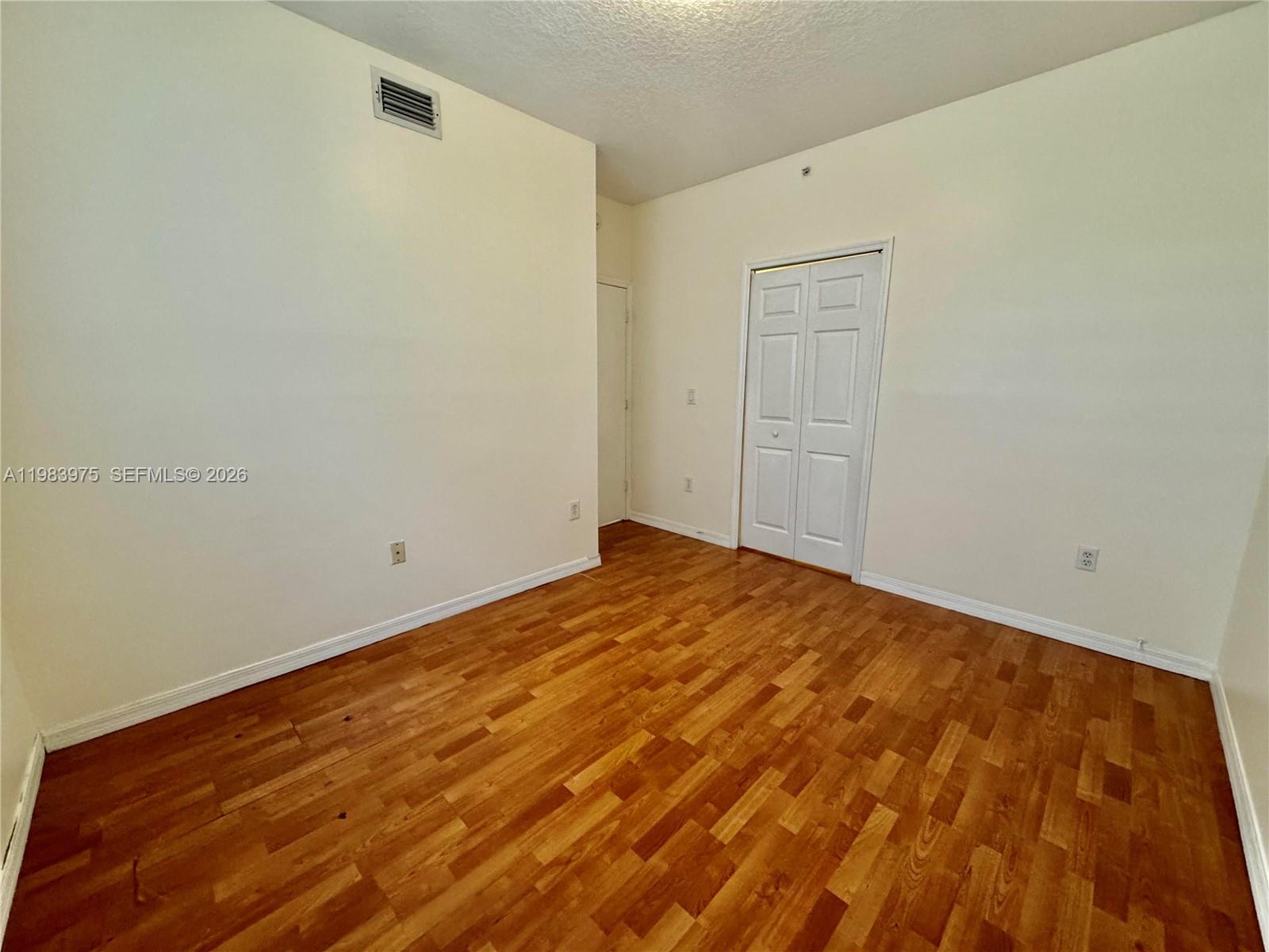 THE COURTS AT DORAL ISLES - Residential Lease