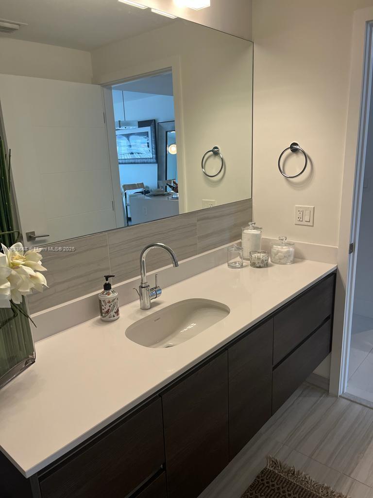 MERRICK MANOR CONDO - Residential