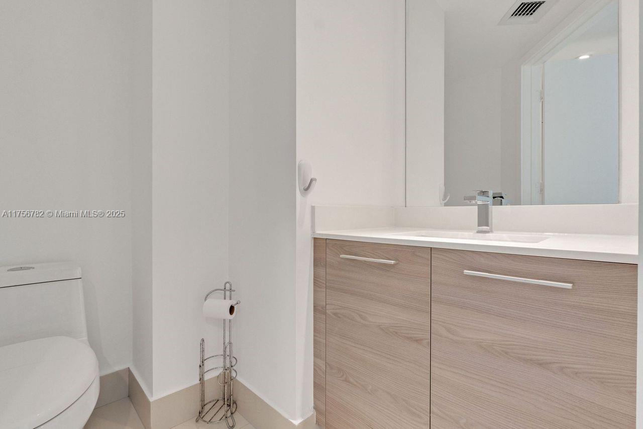 1300 S MIAMI AVENUE CONDO - Residential Lease