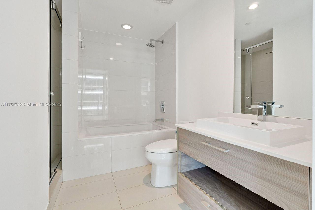 1300 S MIAMI AVENUE CONDO - Residential Lease