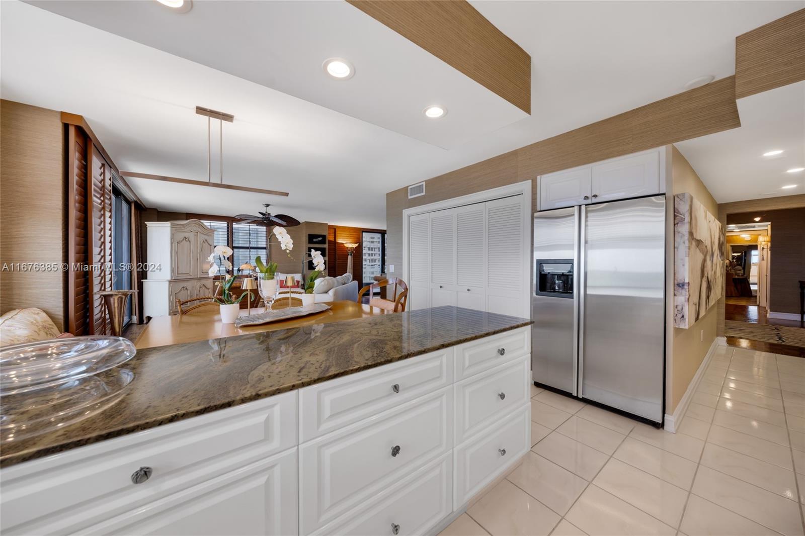 BALMORAL CONDO - Residential