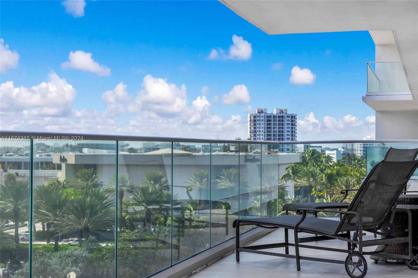 BALMORAL CONDO - Residential