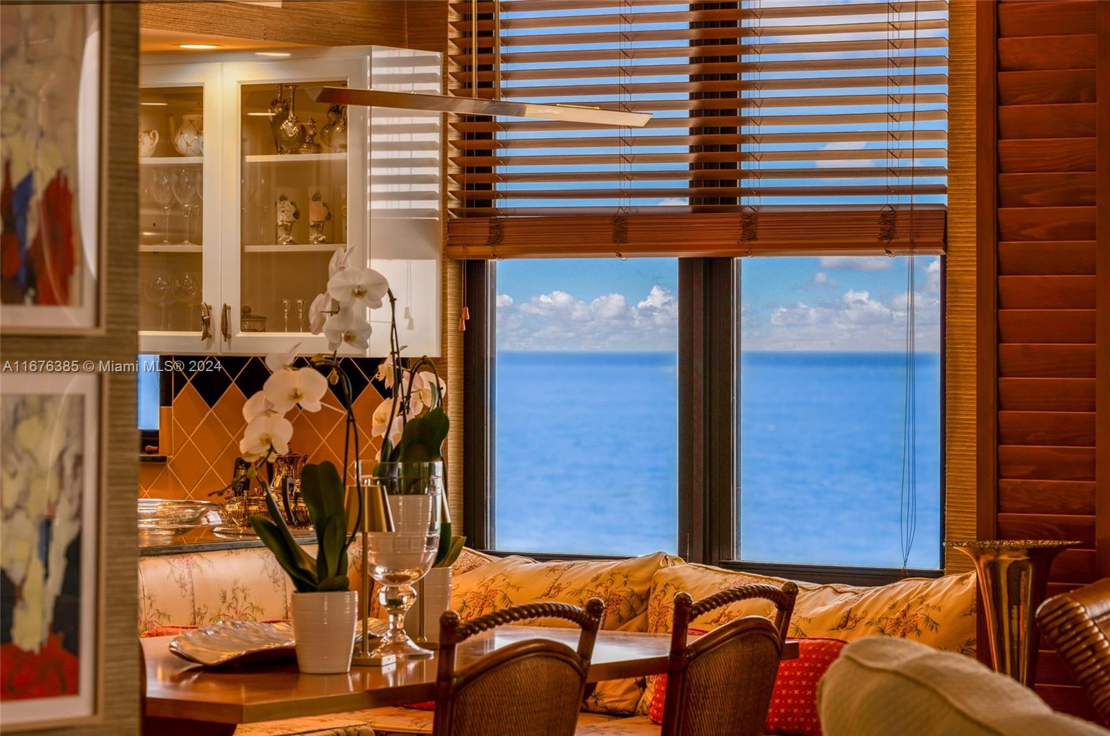 BALMORAL CONDO - Residential