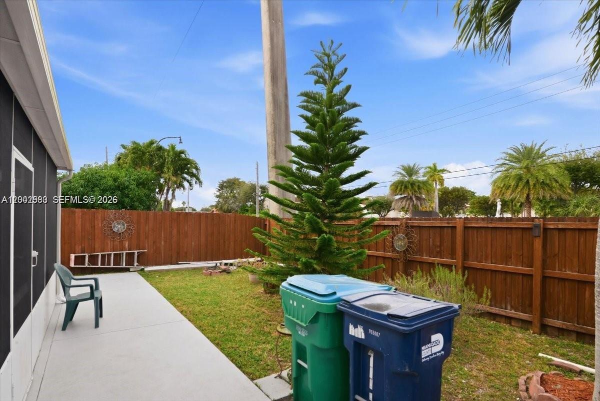 MONACO DREAM HOMES - Residential Lease