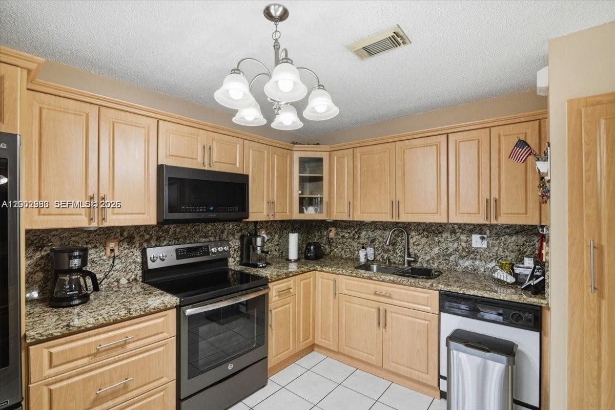 MONACO DREAM HOMES - Residential Lease