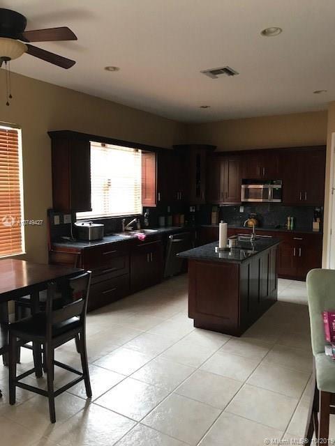 Sunset Lakes One 164-34 B - Residential Lease