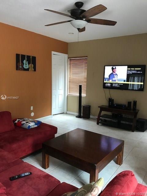 Sunset Lakes One 164-34 B - Residential Lease