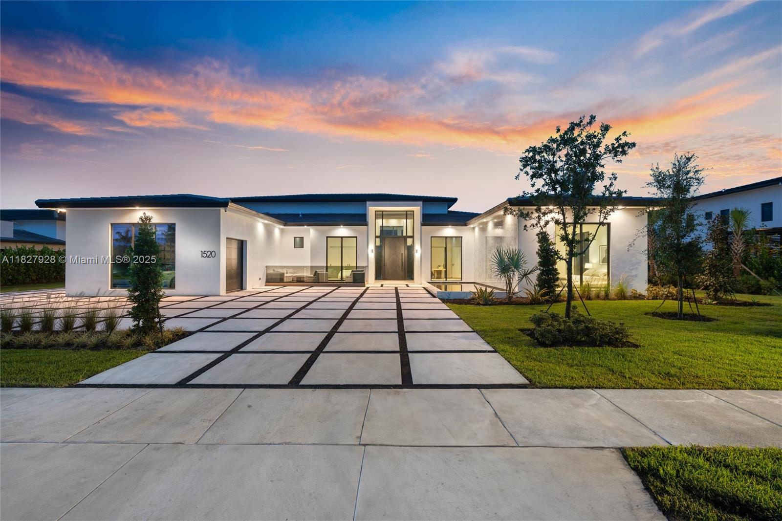 1520 SW 149th Ter