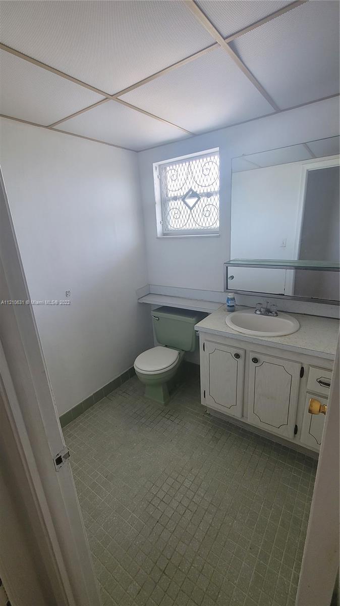 MEADOWBROOK APTS 5 CONDO - Residential