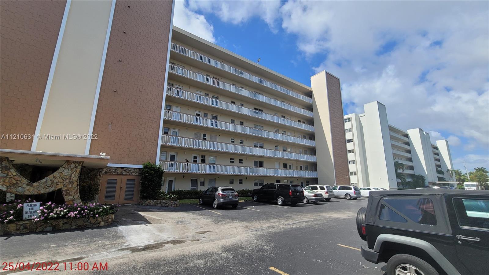 MEADOWBROOK APTS 5 CONDO - Residential