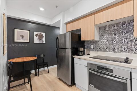 Photo of 810 7th St #102, Miami Beach, FL 33139 (MLS # A11953228)