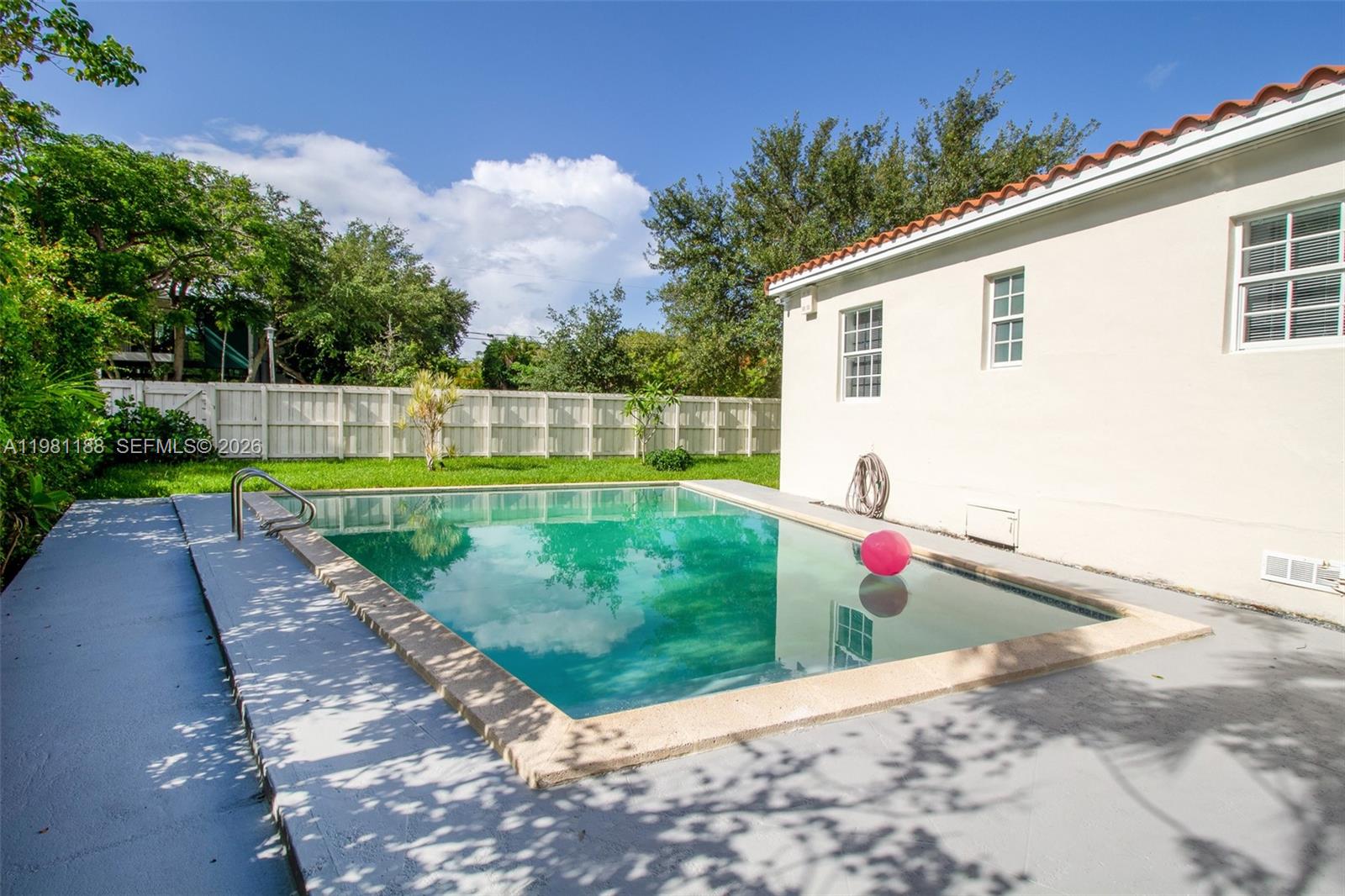 SILVER BLUFF EST-SEC C - Residential