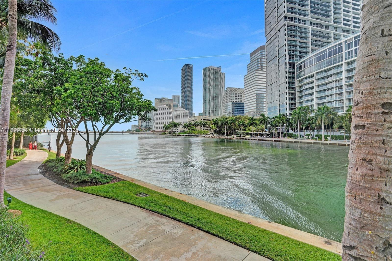 901 Brickell Key Blvd 906