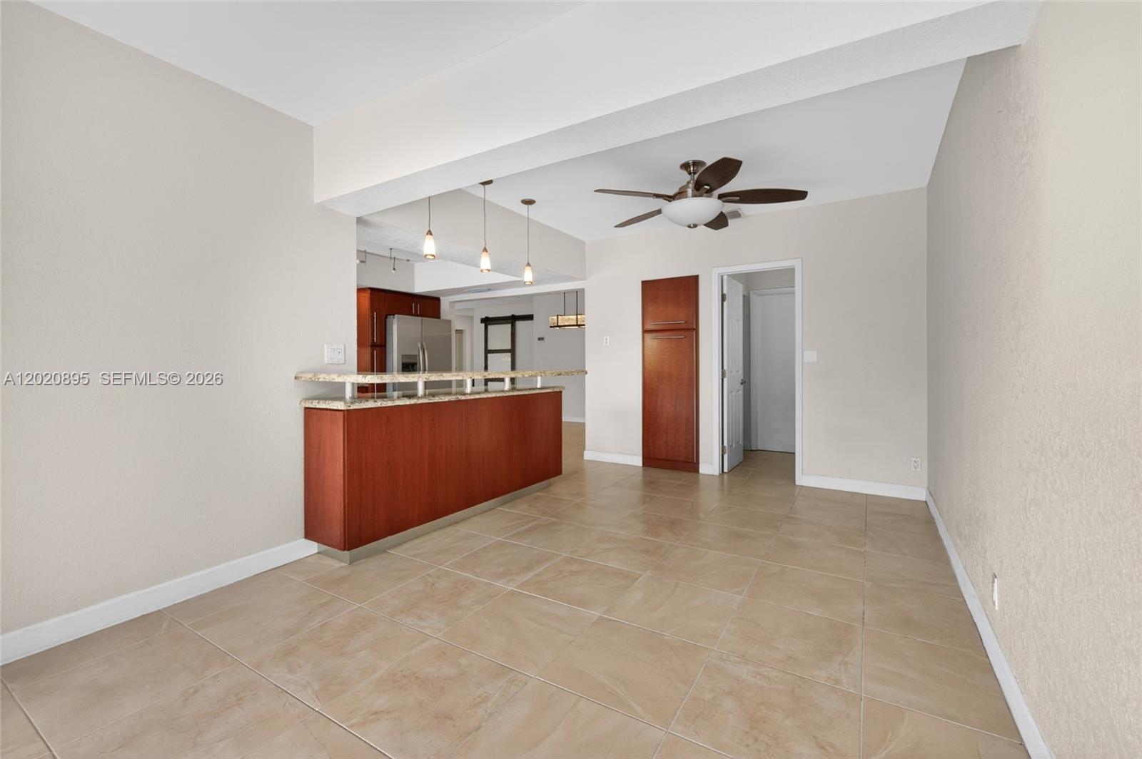 NOB HILL ESTATES 2 SEC - Residential
