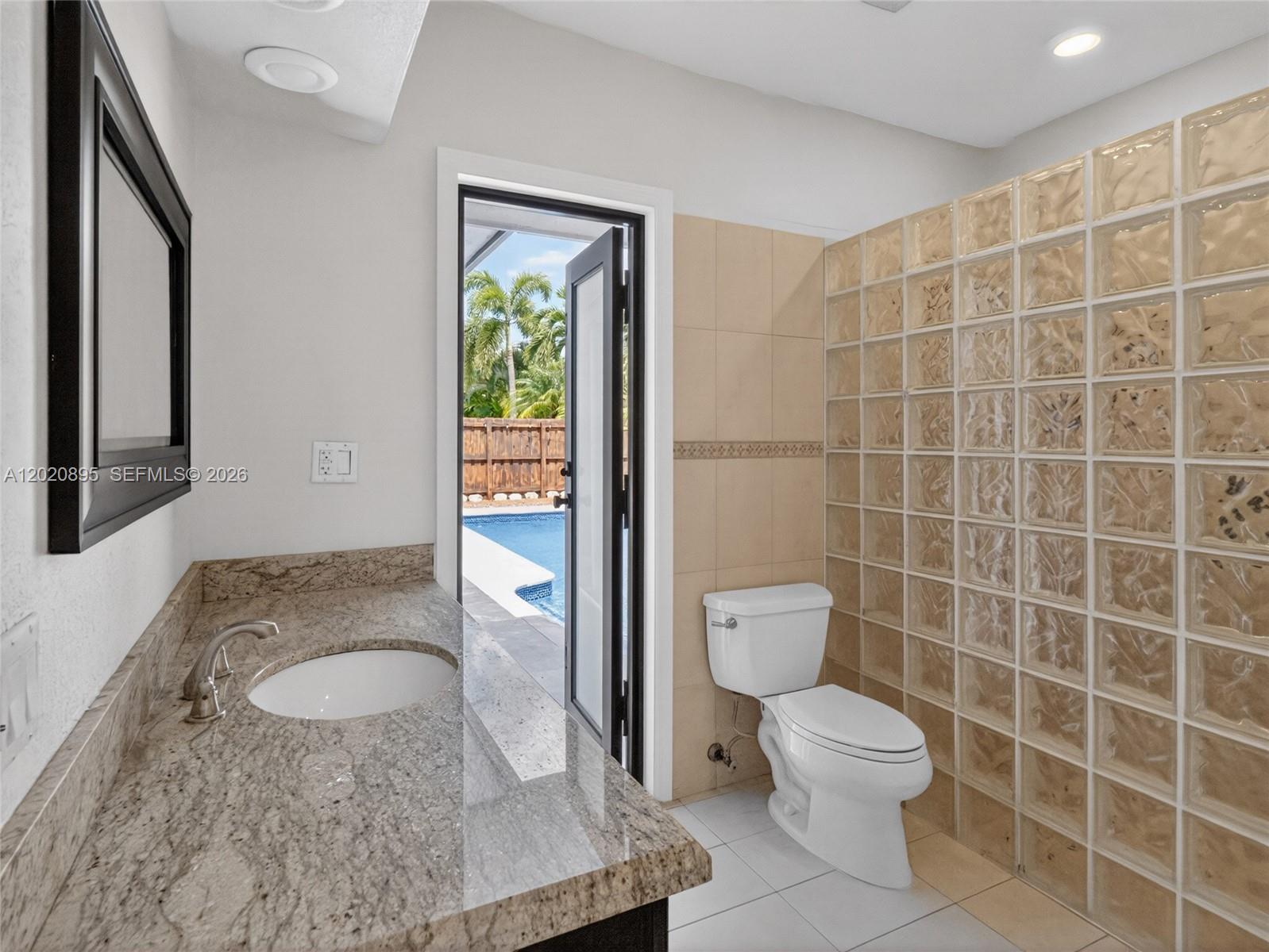 NOB HILL ESTATES 2 SEC - Residential