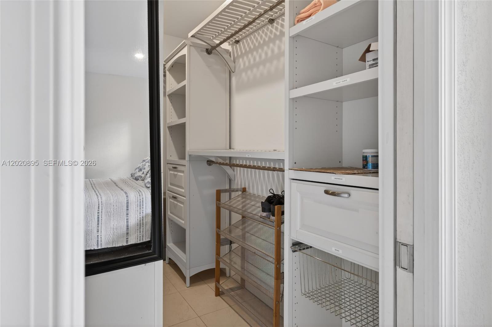 NOB HILL ESTATES 2 SEC - Residential