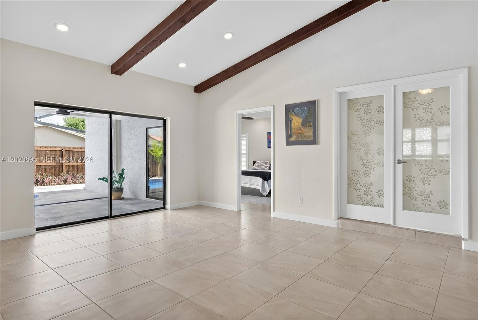 NOB HILL ESTATES 2 SEC - Residential
