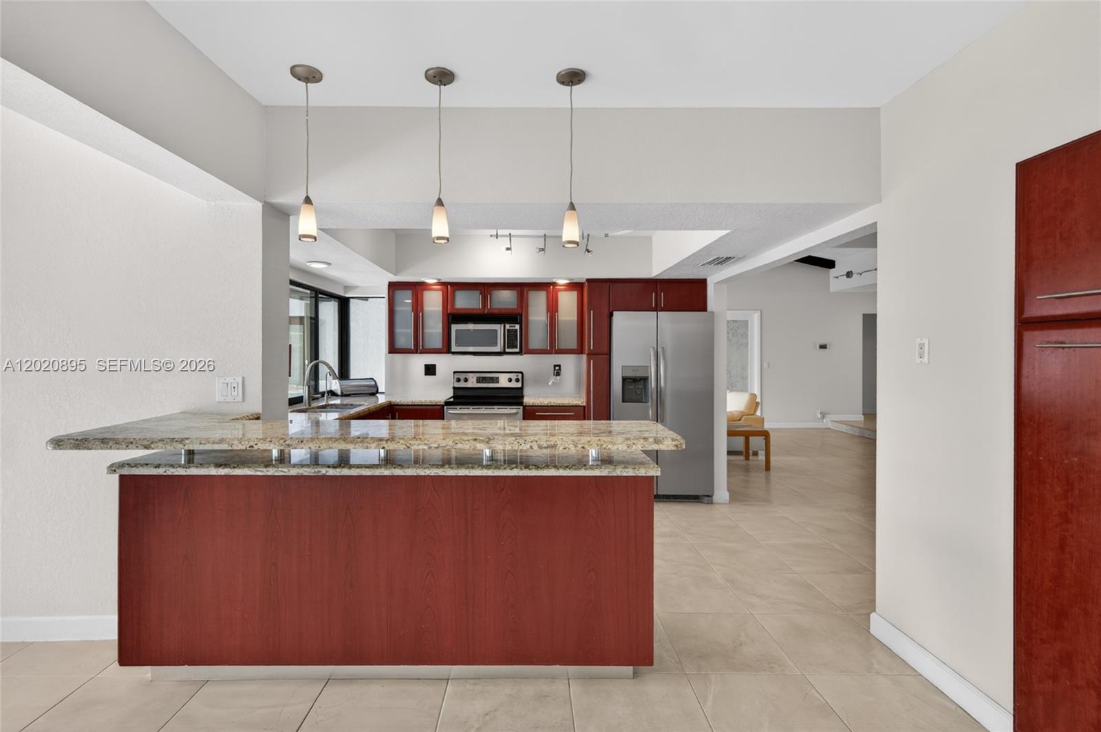 NOB HILL ESTATES 2 SEC - Residential
